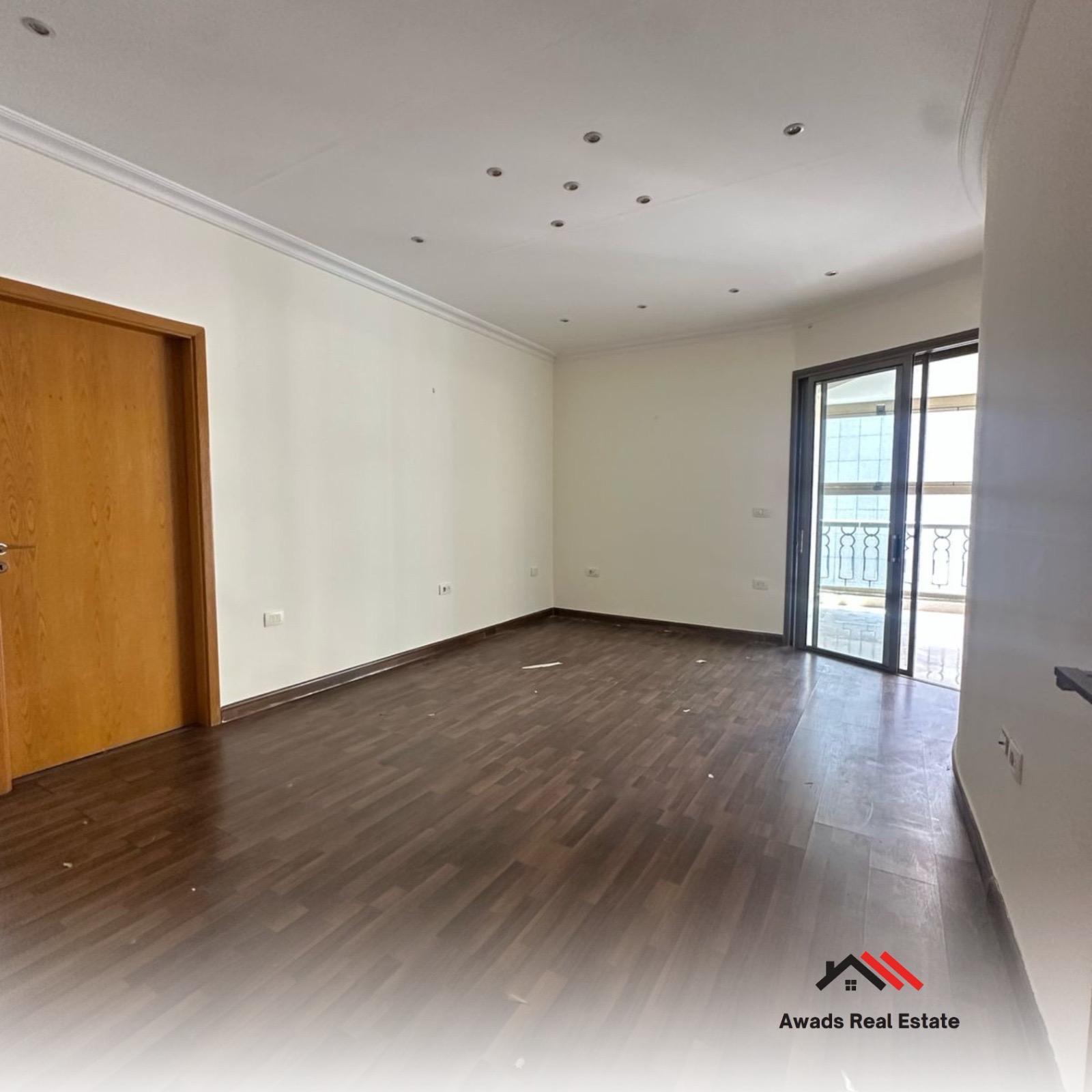 Apartment photo 5